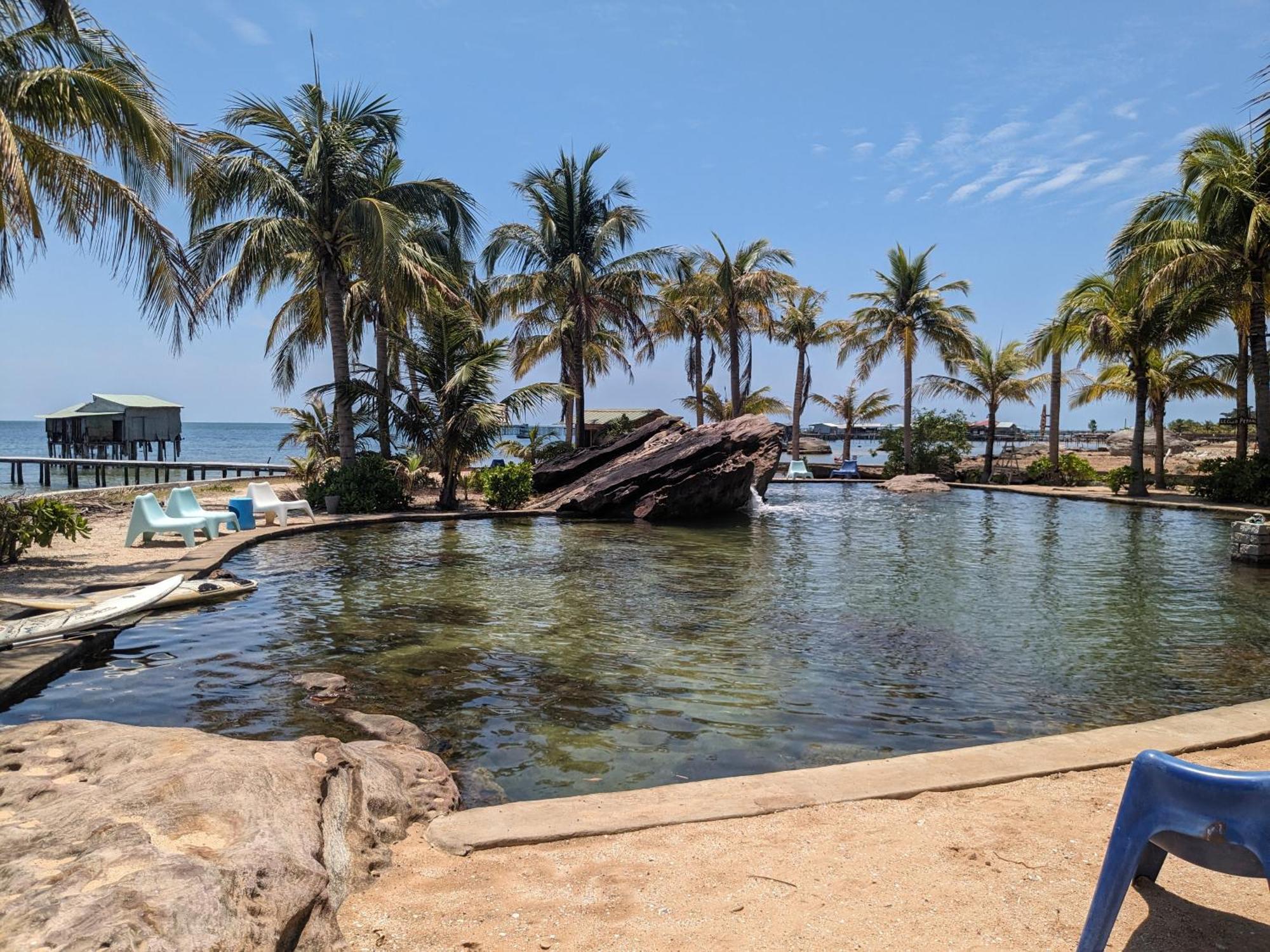 דואונג דונג Rorys Beach Bar מראה חיצוני תמונה